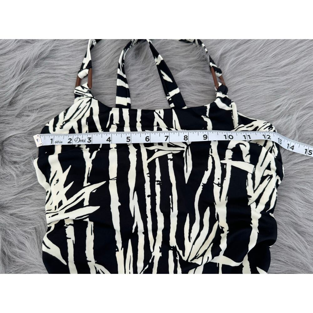Lands' End Women's Zebra Print One-Piece Swimsuit - Picture 3 of 8
